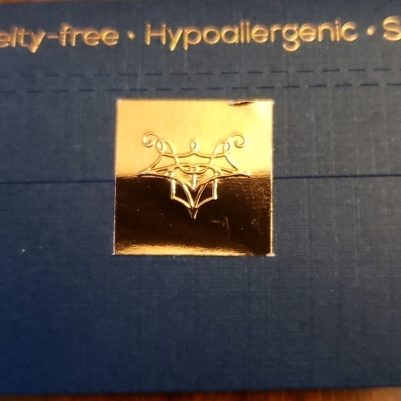 LARUCE 3 Piece Brush Set NIB Unopened - Picture 3 of 9